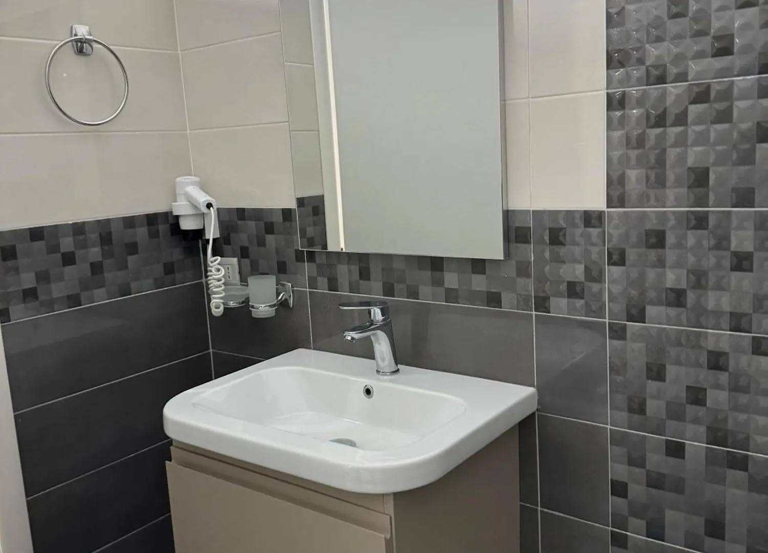Fael Apartment Vlorë 阿尔巴尼亚